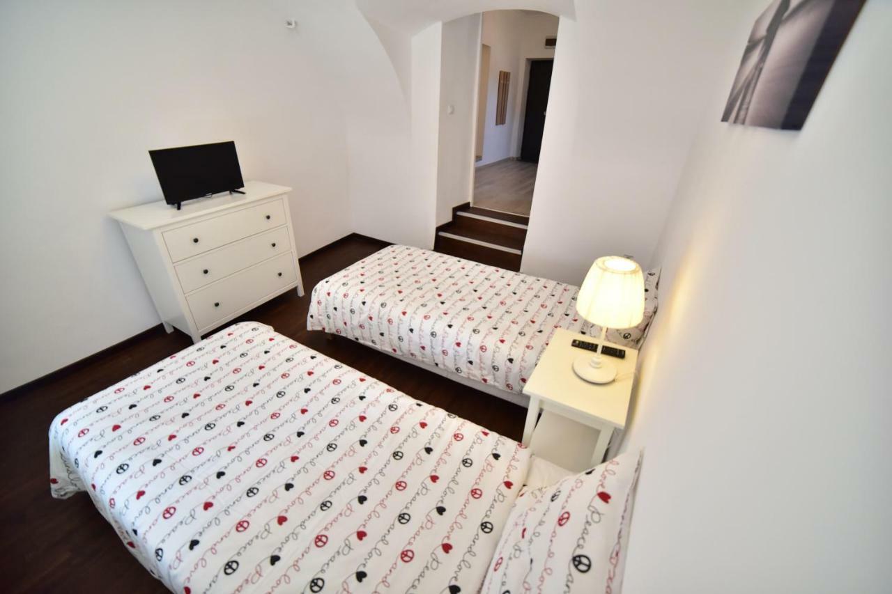 Casa Soare - Ultracentral GuestHouse Sibiu Extérieur photo